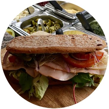 Sandwich i gluten- og laktosefrit brød.